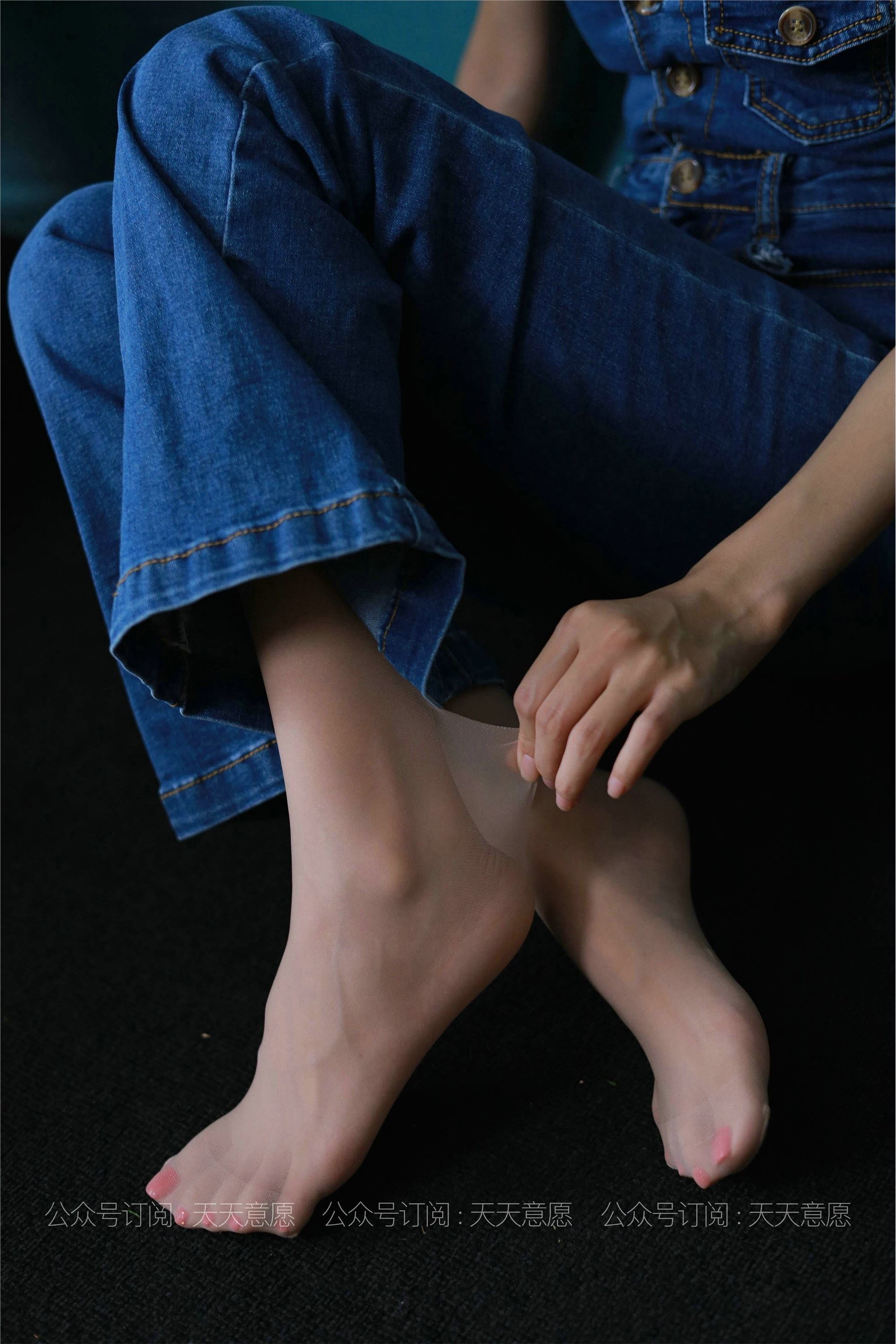 IESS异思趣向  2021.08.04 丝享家879：美子《美背库里丝》